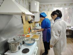 Проверка комиссией по родительскому контролю за организацией питания обучающихся_14.10.2025_1